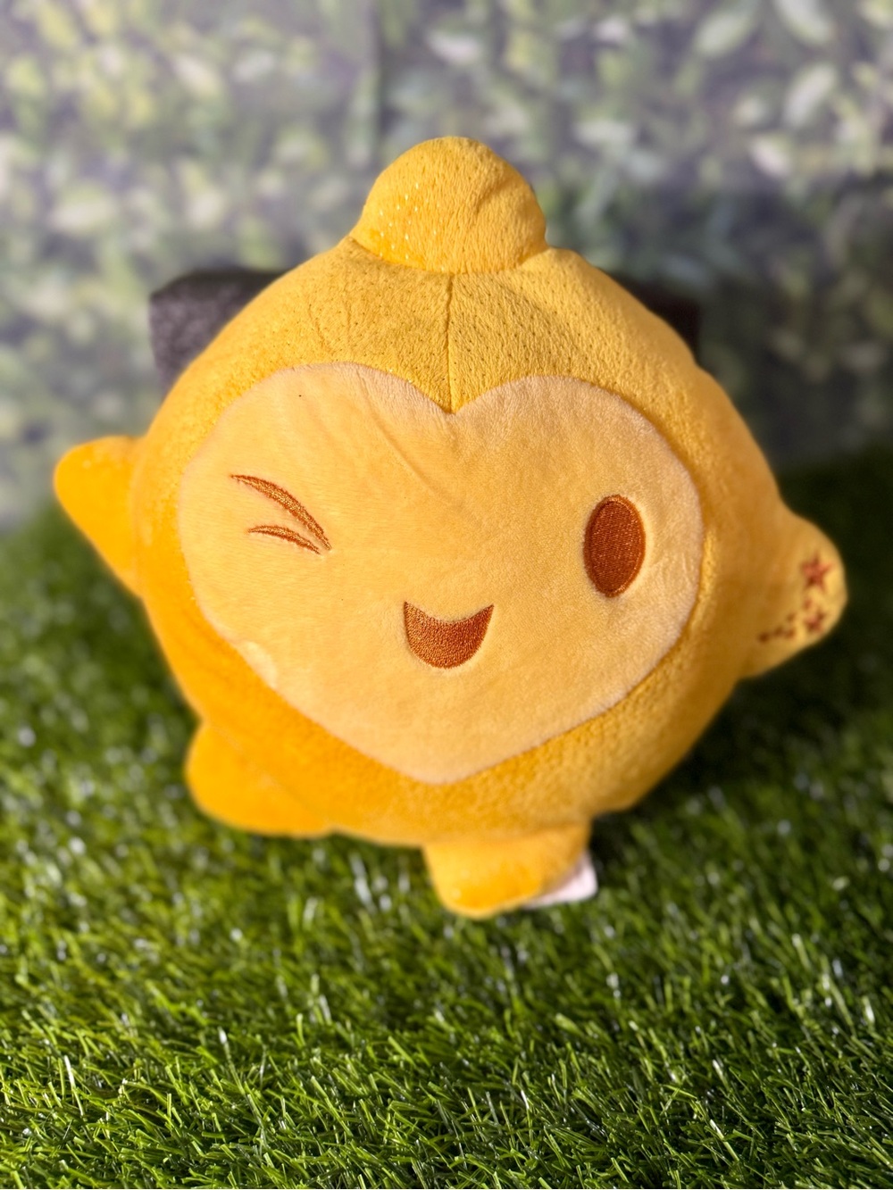 Disney Wish Hug & Wish Star 10-Inch Glowing Plush Star, Soothing Night Light